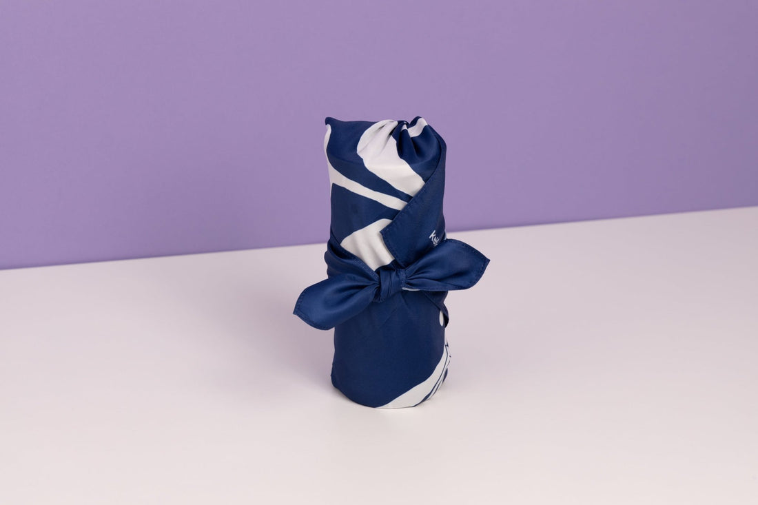 How to Wrap a Cylindrical item with the Entou Tsutsumi (Maki Tsutsumi) Furoshiki Technique - Keiko Furoshiki