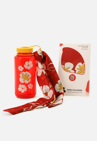 https://keikofuroshiki.com/cdn/shop/files/bundle-white-camellia-keiko-furoshiki-nalgene_large.png?v=1695346599